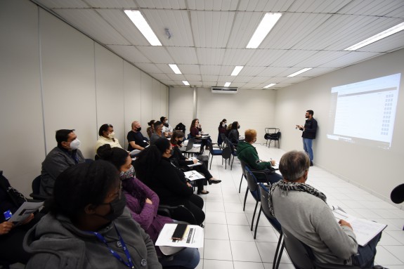 SOCIAL CAPACITAÇÃO.jpg